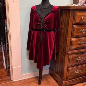 Elegant Burgundy Velvet Women's Top